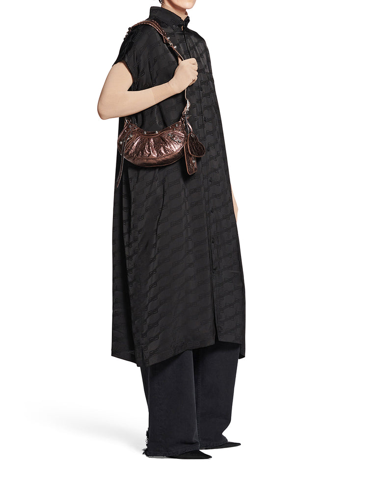 Le Cagole XS Shoulder Bag in Metallized Bronze