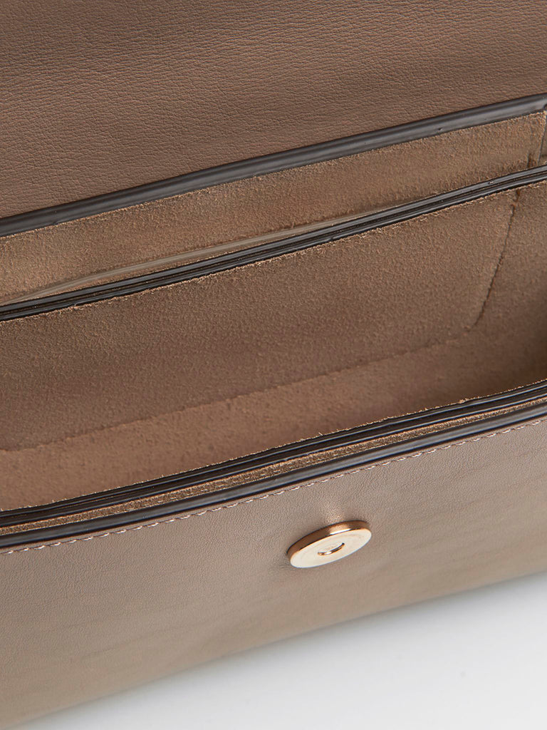 Faye Small Shoulder Bag in Motty Grey