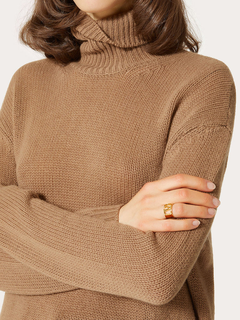 Vlogo Signature Metal Ring