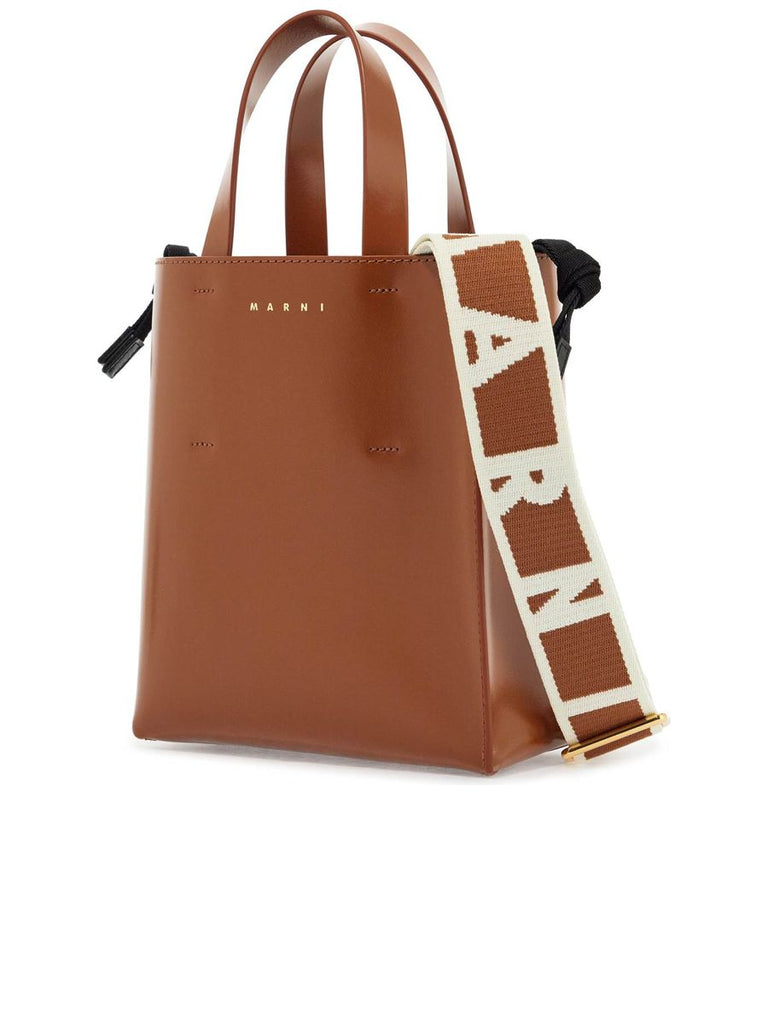 Calf Leather Shopping Bag With Minimalist Design And Shoulder Strap 2