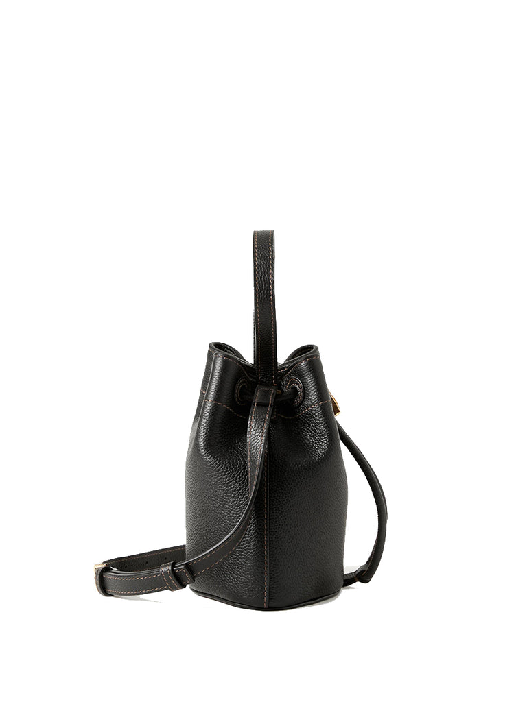 ショルダーバッグ・ポシェット BURBERRY MINI LOLA BUCKET BAG BURBERRY MINI LOLA BUCKET BAG (Burberry/ショルダーバッグ
