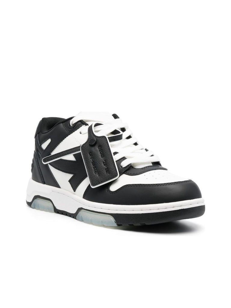 Signature Arrows Sneakers 2