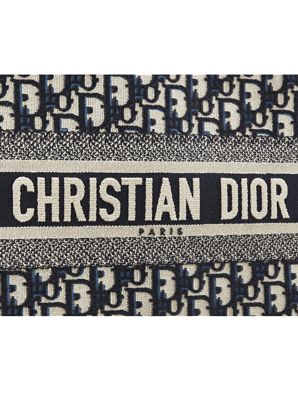 Medium Dior Book Tote in Blue Dior Oblique Embroidery – COSETTE