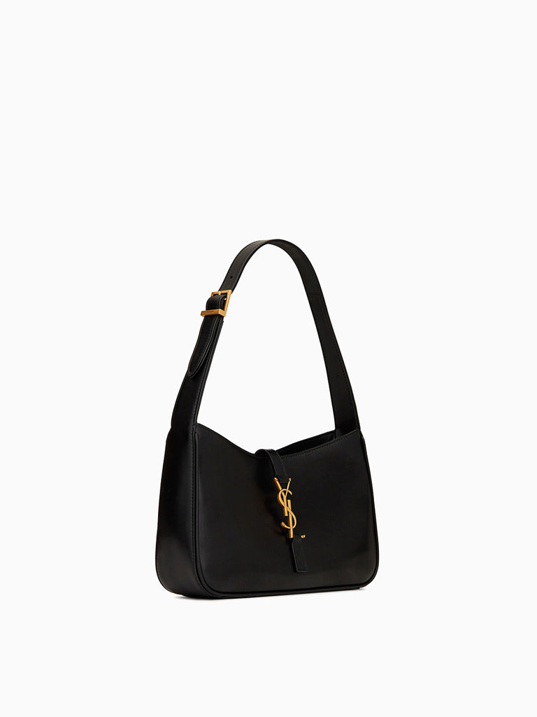 Le a Hobo Bag in Smooth Leather – COSETTE