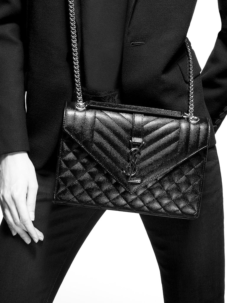 LARGE ENVELOPE BAG IN QUILTED GRAIN DE POUDRE EMBOSSED LEATHER